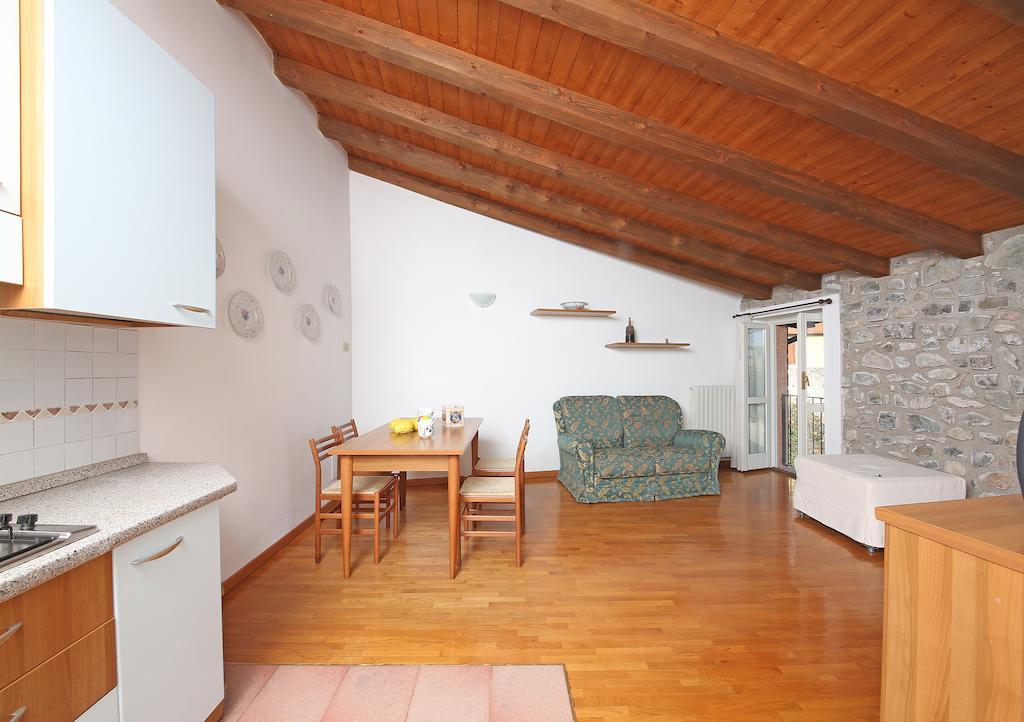Apartment Casa Caterina Gargnano Quarto foto
